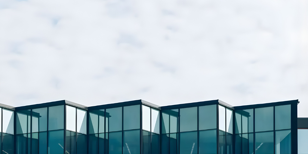 Ambiente de assessoria: planejamento patrimonial e relacionamento próximo com o cliente.